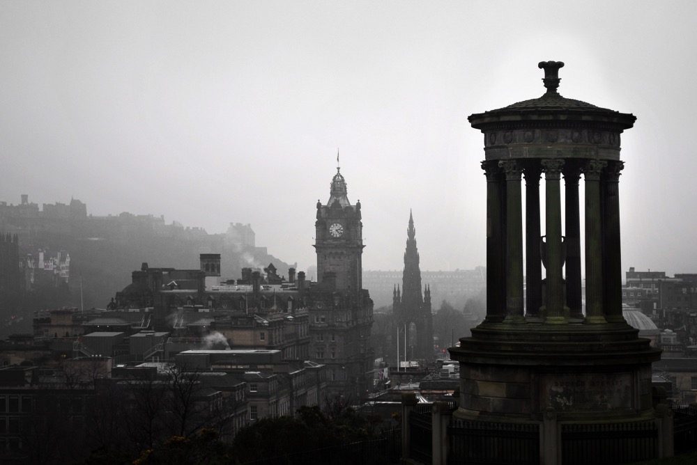 Amber accommodation – reasons to study in Edinburgh
